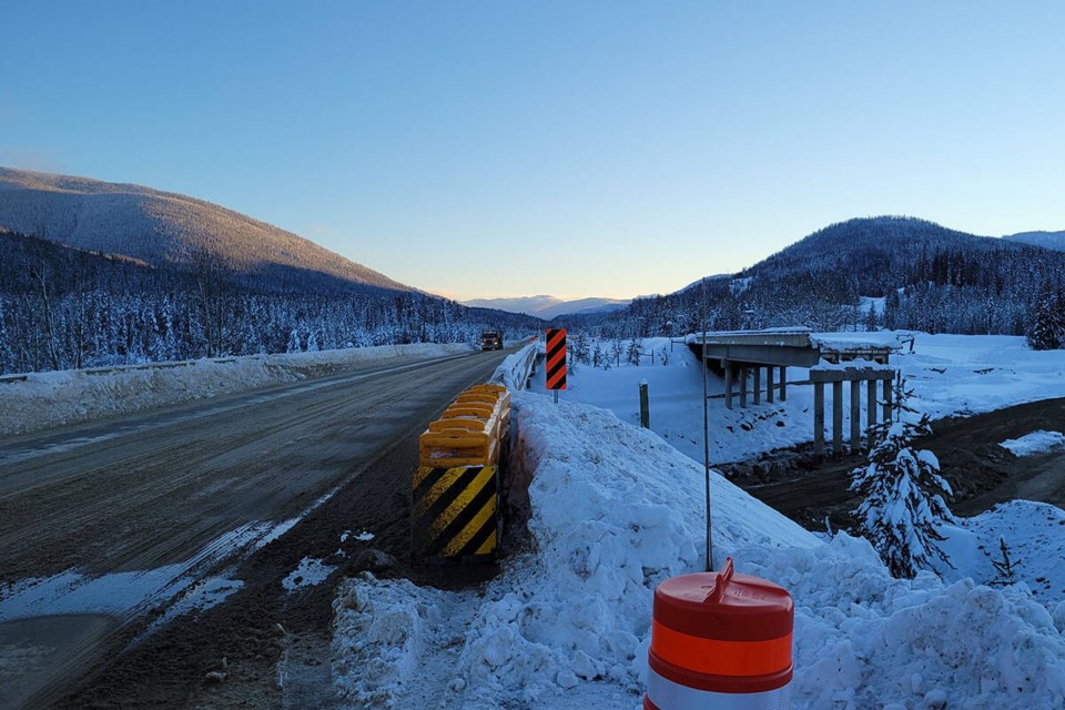 juilet-bridge-on-the-coquihalla-highway
