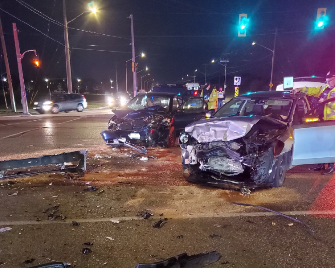 Three People Injured In Kitchener Crash Update Kitchenertoday Com - Lamp Repair Kitchener Waterloo Three People Injured In Kitchener Crash Update Kitchenertoday Com - Lamp Repair Kitchener Waterloo