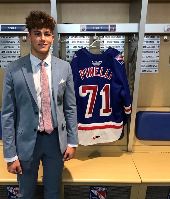 Francesco Pinelli signs