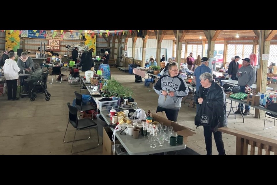 2025-community-garage-sale-for-fall-sale-programjpg