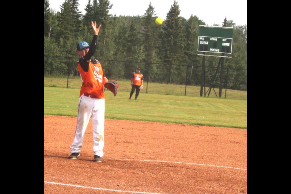 Beau Whitford of the Weekend Warriors pitches during the fifth inning of Saturday morning’s game against the Cool Arrows, which took place at the Bold Center. 