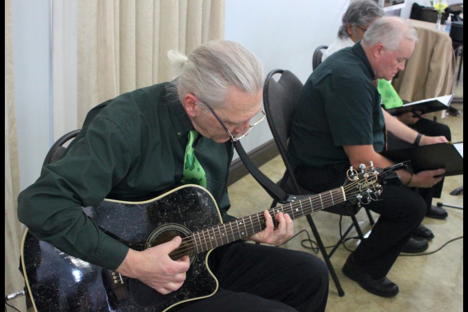 Brian Deheer played as part of the Boreal Chorus. Chris McGarry photo.