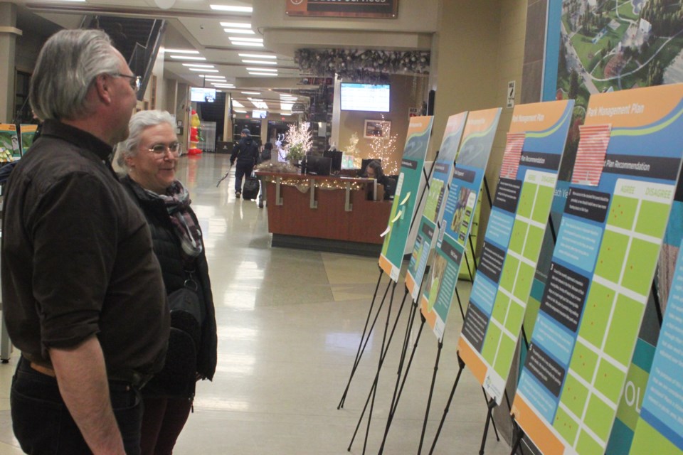 Darrell Lessmeister, associate CAO of Recreation and Community Services for Lac La Biche County, speaks with Jennifer Okrainec during the open house for a management plan for Alexander Hamilton Park, which took place at the Bold Centre on Wednesday, Dec. 6. 