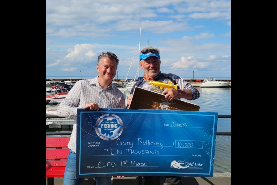 Gary Padlesky of St. Paul took home first place with a combined length of 238.3 cm.  

Photo: City of Cold Lake.