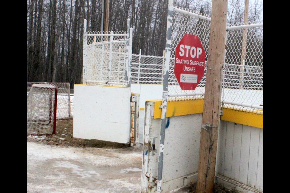 Lac La Biche County officials are recommending that the public stay off the surface of local outdoor rinks until they have been flooded and are open. Chris McGarry photo. 