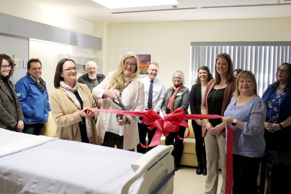 The Cold Lake Healthcare Centre unveiled two newly renovated rooms in the palliative care unit on Monday, Feb. 24. Photo by Robynne Henry. 