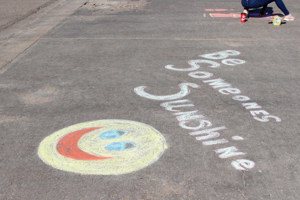 Designs included encouraging messages for those walking by. Photo by Robynne Henry. 