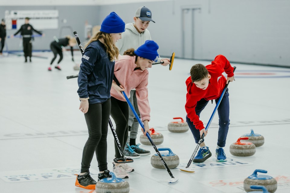 Junior SPAA curling action, 2024.