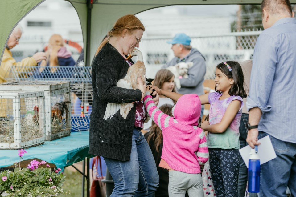 The Klatt Ranch Petting Zoo was a popular attraction for children who had the chance to meet kittens, birds, and horses. 