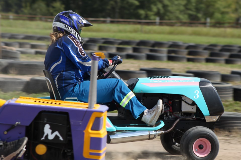 Garden tractor racing hotsell
