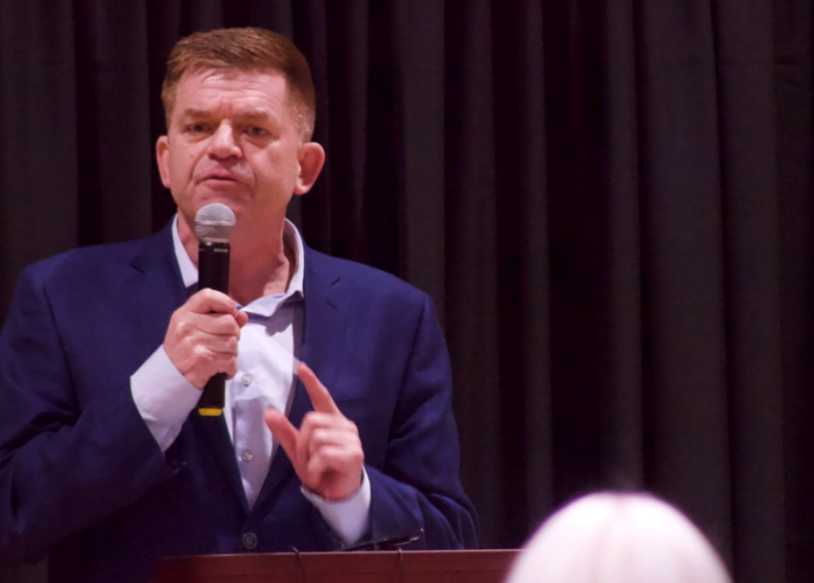 Lac La Biche area MLA Brian Jean will be on stage for the first leadership debate tonight starting at 5 pm.  The forum can be viewed on the UCP website.