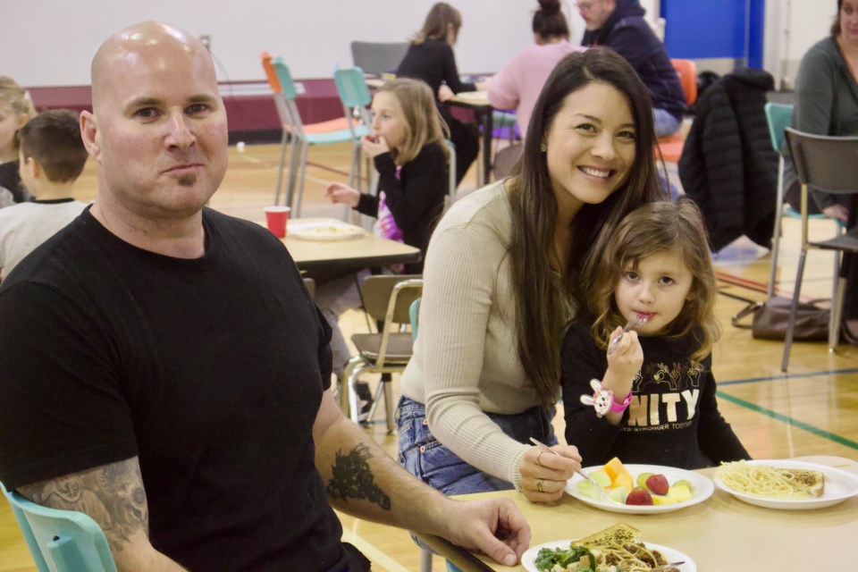 A spaghetti dinner for parents and students to get to know one another at École Sainte-Catherine is opening communal events for the school. 

 