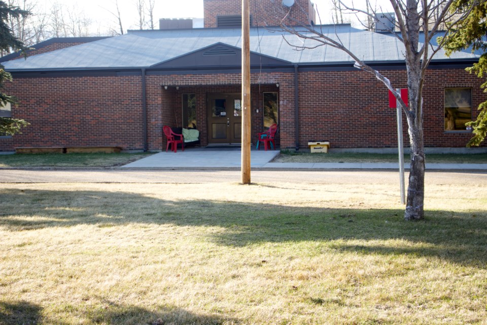 The Lac La Biche Youth Assessment Centre (YAC) is slated to close in late December for an $8 million renovation project. The provincially run centre, which employs over two dozen staff members and supports troubled youth, has yet to provide answers on how members and staff will be supported through the transition. 