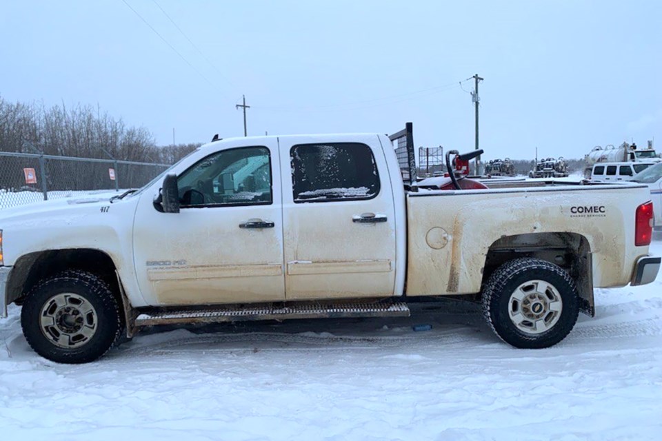 Police are currently looking for a 2012 White GMC Sierra with the Alberta licence plate CFC 7491. The vehicle has a unit number 401 on the front fenders and COMEC on the rear fenders. 