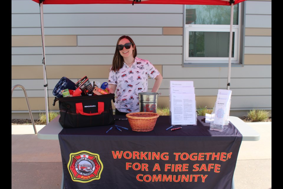 The Bonnyville Regional Fire Authority and the Bonnyville and District FCSS host a barbecue to raise awareness for Emergency Preparedness Week.