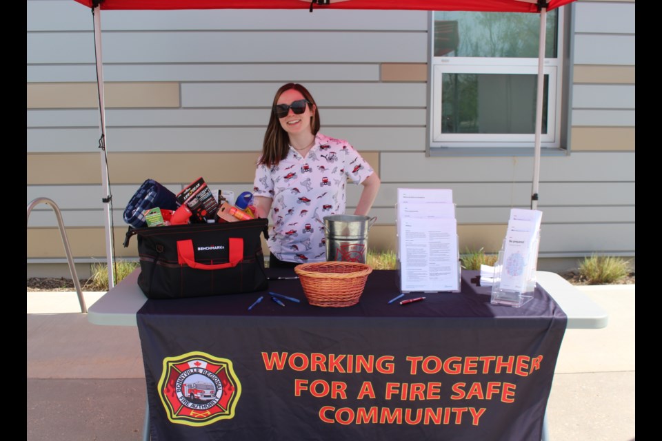 The Bonnyville Regional Fire Authority and the Bonnyville and District FCSS host a barbecue to raise awareness for Emergency Preparedness Week.
