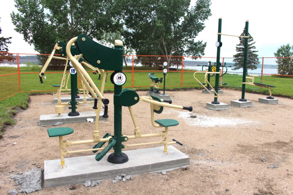 Outdoor fitness equipment park near me online