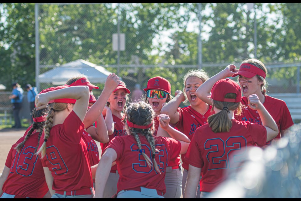 The U13 Bonnyville Angels finished their softball season earning bronze at the C Provincials tournament held in Leduc from July 15-17. The Angels started the tournament undefeated after winning all of their round robin games winding up at the top of their pool.