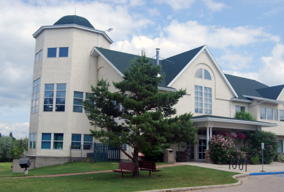 McArthur Place