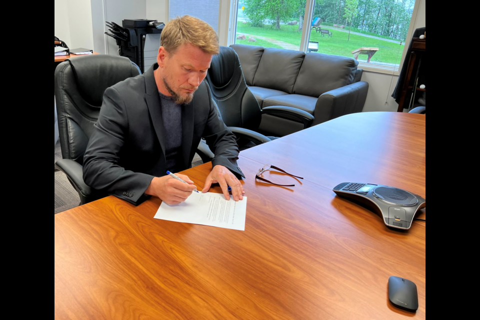 Lac La Biche County Mayor Paul Reutov signed a proclamation officially recognizing Indigenous Peoples of Canada day that runs on June 21 .Recognizing the rich contributions Indigenous People within and around the County have made for generations is a step towards truth and reconciliation, he said on June 14, 2022.