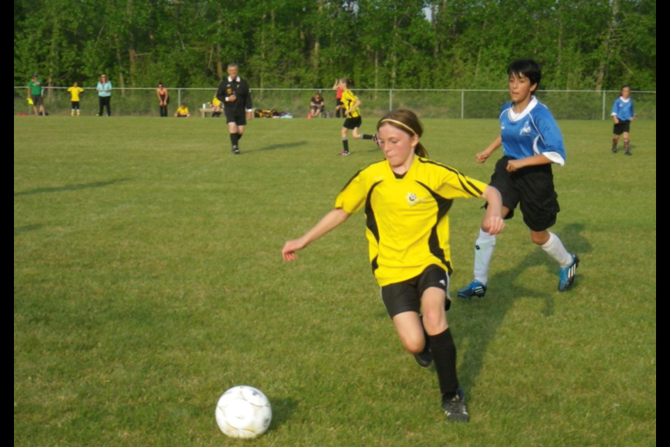 This May, the Lac La Biche Football Club (LLBFC) and dozens of youth from the U5-U19 divisions will be participating in the two month long summer program after a tough couple of years due to the pandemic.