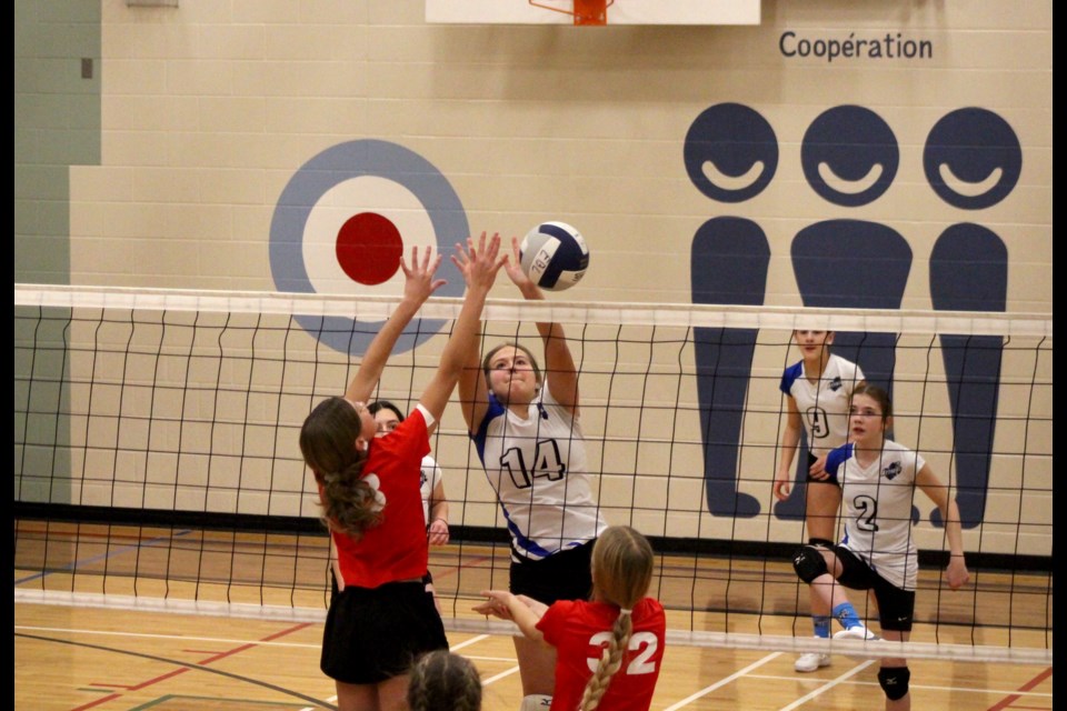 The Dr. Brosseau Bobcats compete against the École des Beaux-Lacs Attaque for first place in the LSAA District Championship game on Nov. 26.