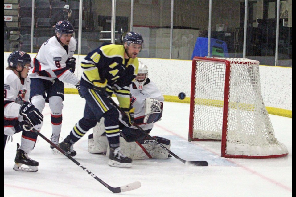 Voyageurs' goalie Jacob Gnidziejko faces down one of 25 shots on the night ... including a penalty shot that he stopped. The Voyageurs managed 29 shots on Ooks goalie Jordan Papirny in the 3-1 loss.