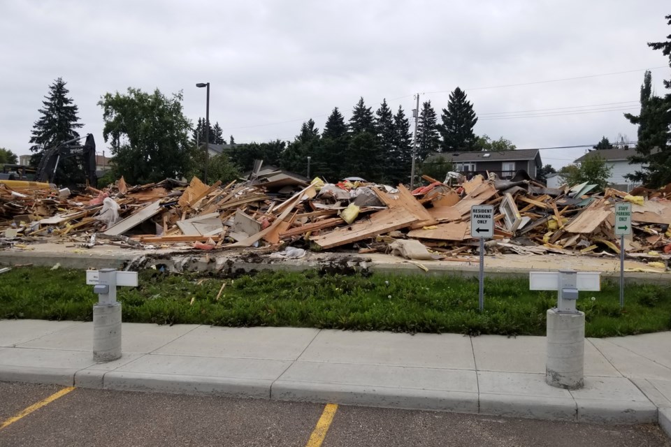 demolished-lodge