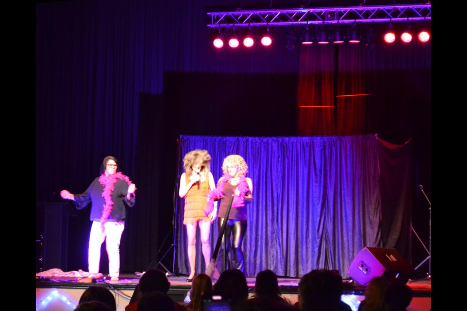 Bonnie Kilroe, alias Tina Turner, called up a pair of ladies from the audience to join in her performance of “Proud Mary.”