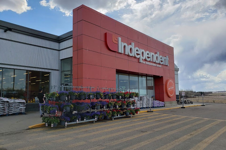 outside_store_3