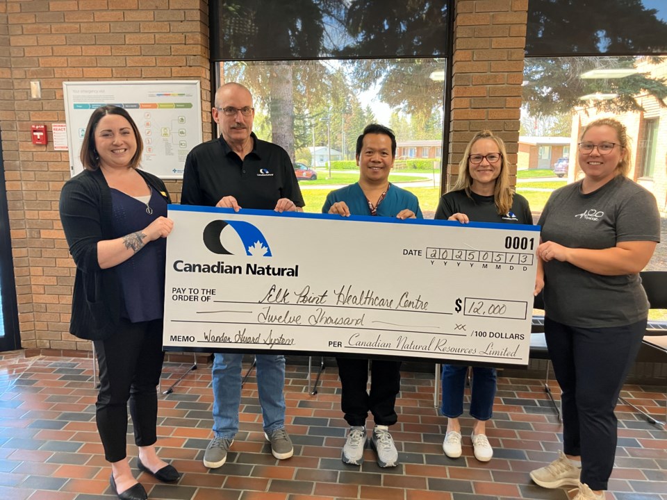elk-point-cheque-presentation-cnrl
