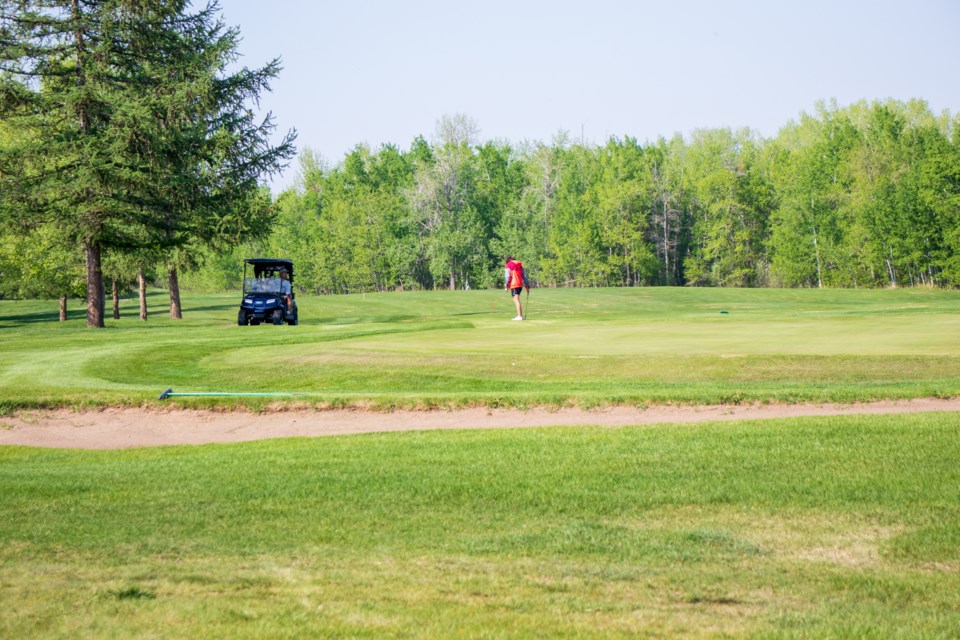 St. Paul Golf Course sees earlier activities from golfers.