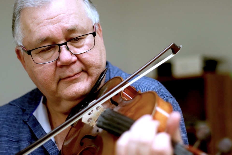 Master fiddler Calvin Vollrath will be inducted into the 2022 Country Music Alberta Hall of Fame on April 2. 