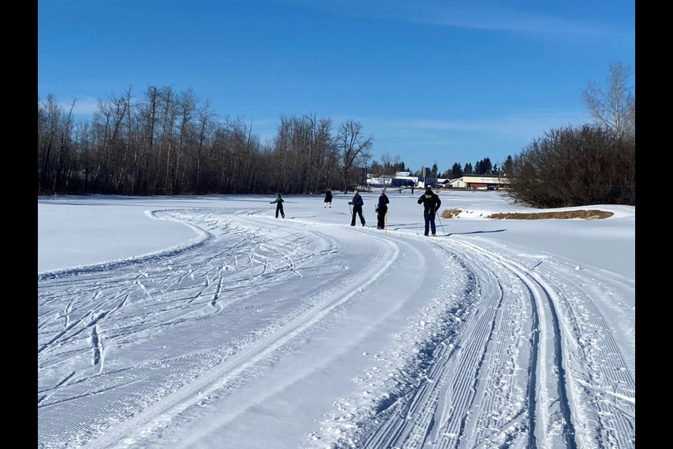 On Feb. 17, the Lakeland Cross Country Ski Club hosted the Free Family Fun Ski event at the St. Paul Golf Course.