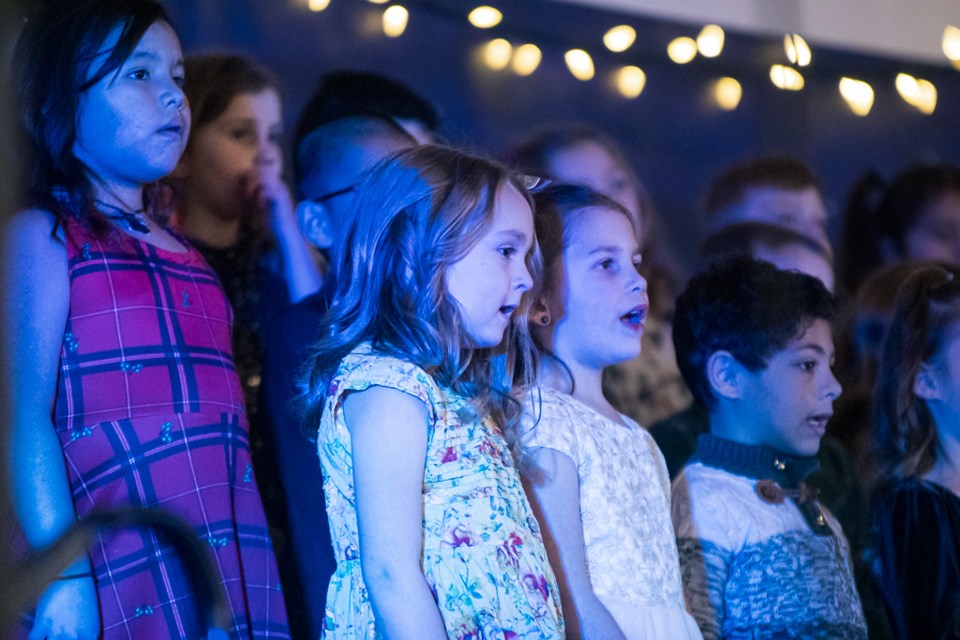 English program students of St. Paul Elementary School performed at its annual Christmas Concert on Dec. 20 in the afternoon. The French program students performed earlier the day.