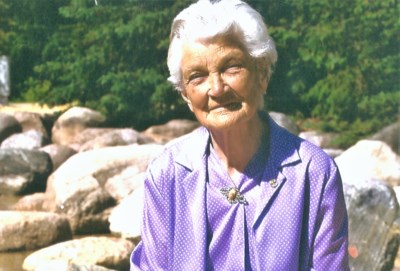 Truhn, Agnes Elizabeth