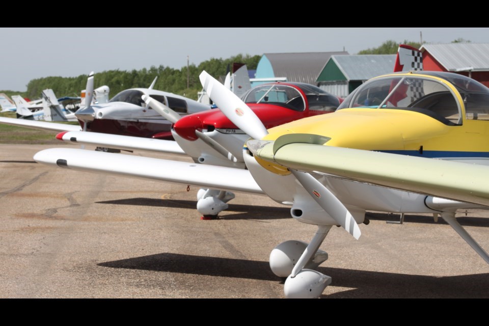 plane10