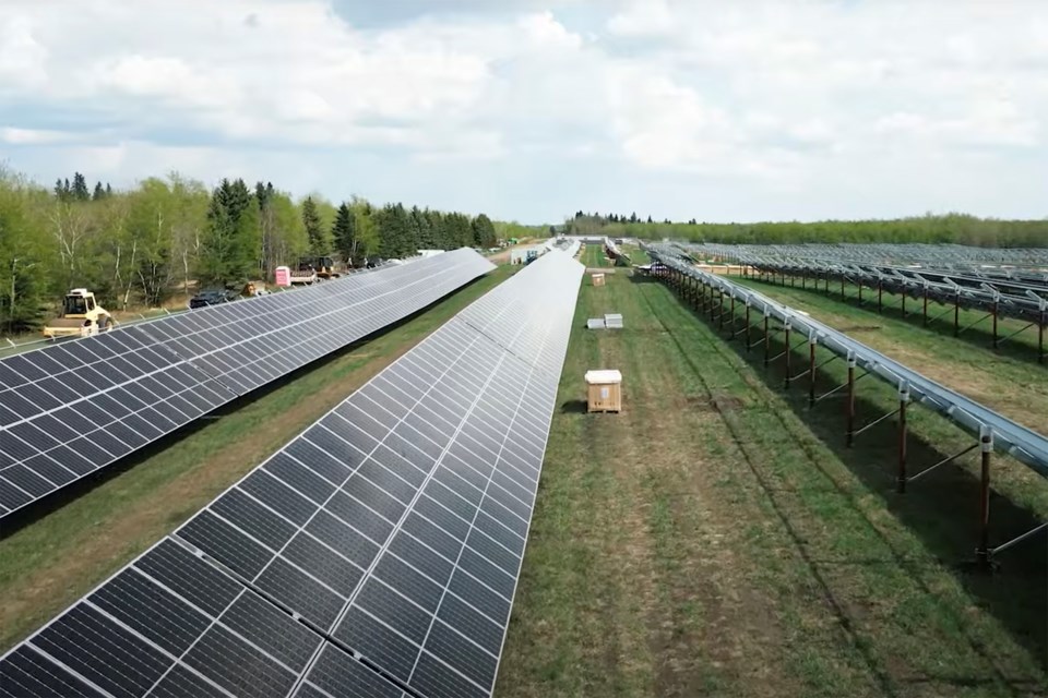 solar-panels-at-metis-crossing