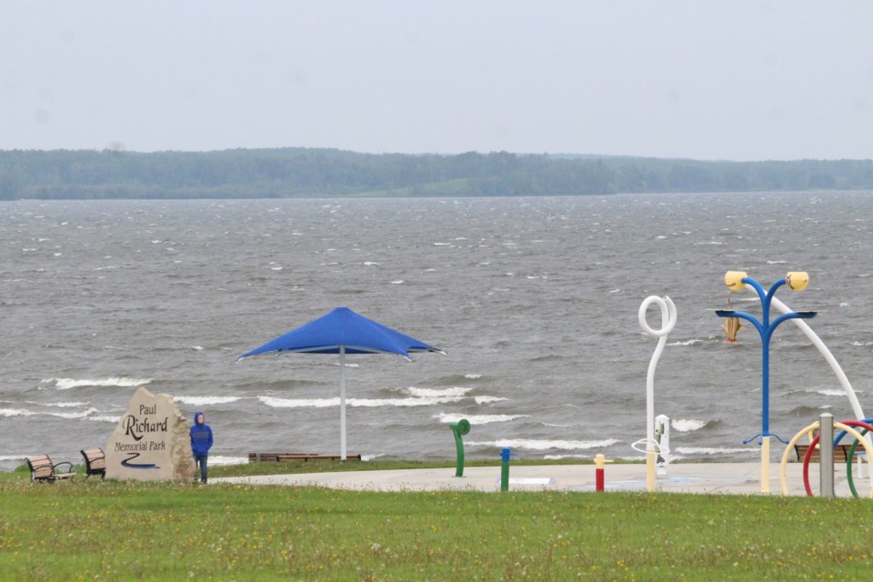 Whitecaps, wind and rain were the local forecast for Monday and Tuesday morning. An Environment Canada Weather Advisory for the Lakeland was in place on Monday, but lifted on Tuesday.