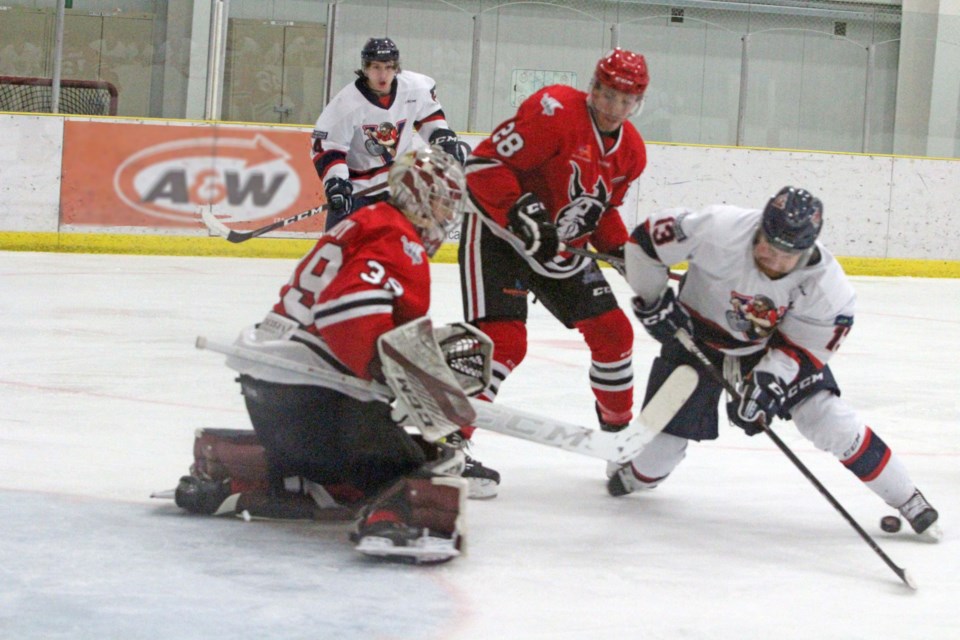 Voyageurs UAA-RM-2