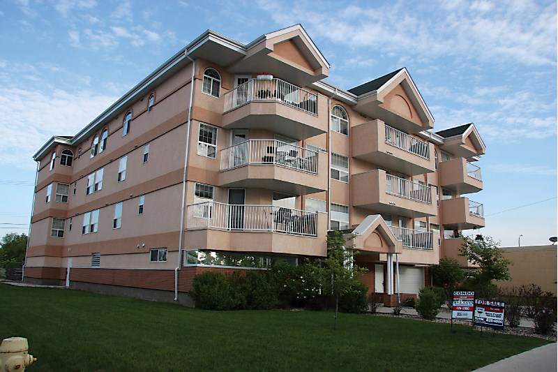 Town-style apartment buildings would be a discretionary use under a proposed MD of Bonnyville bylaw.