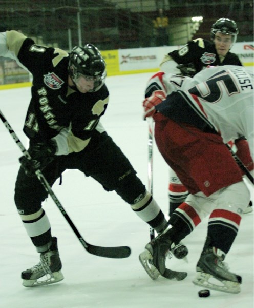 Matt Montesano manoeuvres around a Bandits centre after the faceoff on Saturday.