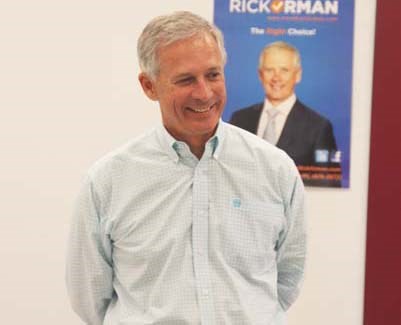 PC leadership candidate Rick Orman addresses a crowd at the Seniors&#8217; Drop-In Centre in Bonnyville Sunday afternoon.