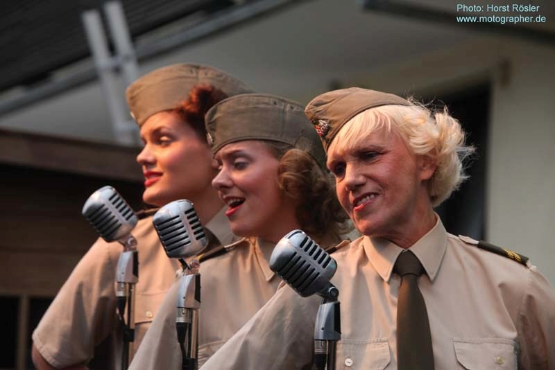 Performers from Sgt. Wilson&#8217;s Army Show from Holland will be playing nostalgic and sentimental music from the Second World War era during one performance only in