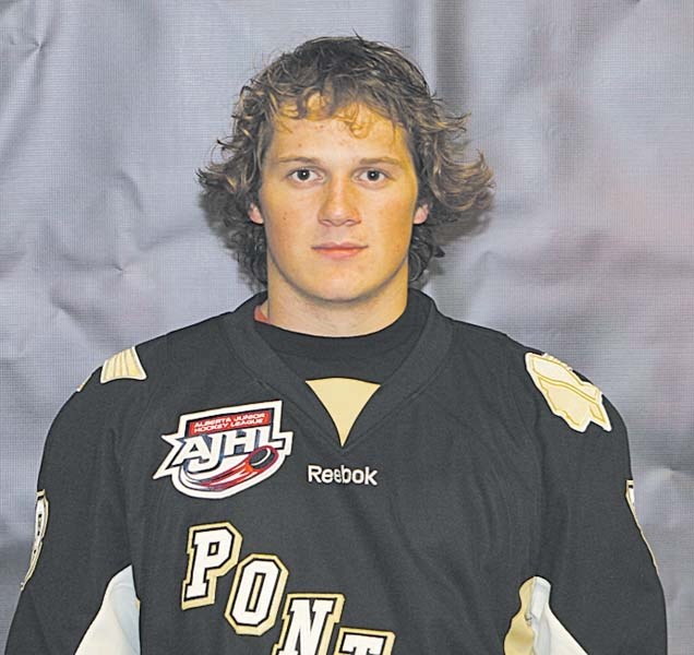 Former Pontiac Donnie Harris signed a contract to play with the Colorado Eagles from the East Coast Hockey League.
