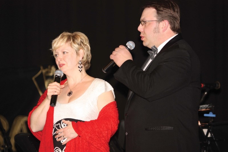 The evening&#8217;s entertainment included Bonnyville&#8217;s IrÈn Bart&oacute;k and Shawn Sheplayi pictured above performing one of their songs for the live crowd at