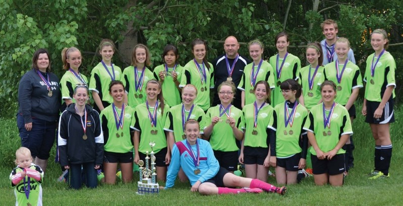 The Bonnyville Crushers U14 girls team clinched gold at the Lakeland Cup, held in Vermillion June 15 and 16. The girls will travel to Edson, Alberta for the provincial