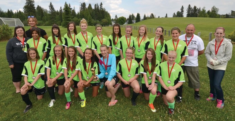 Back row (L-R): Manager Tammy Costard, Assistant Coach Scott Cameron, Jodie Memnook, Raquelle Paquin, Taylor Foisy, Emily Lumb, Amber Vasseur, Harlee Cameron, Zoe Cowan,