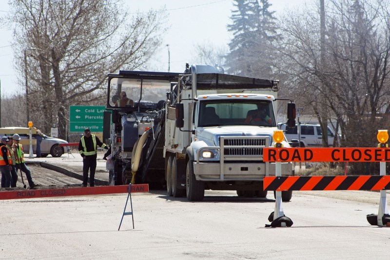 MD crews continue road construction in Ardmore