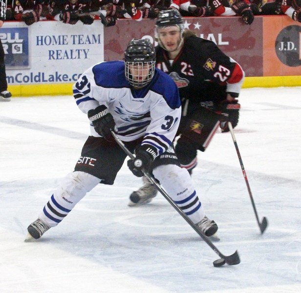 The Cold Lake Ice went 1-3-1 to finish fifth at the 2015 Keystone Cup.